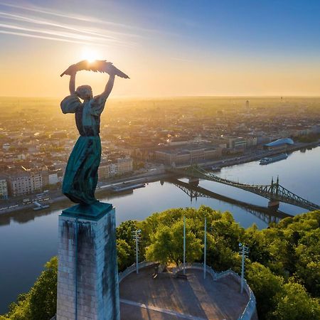 Hotel Kristal Gellert Hill Budapesta Exterior foto