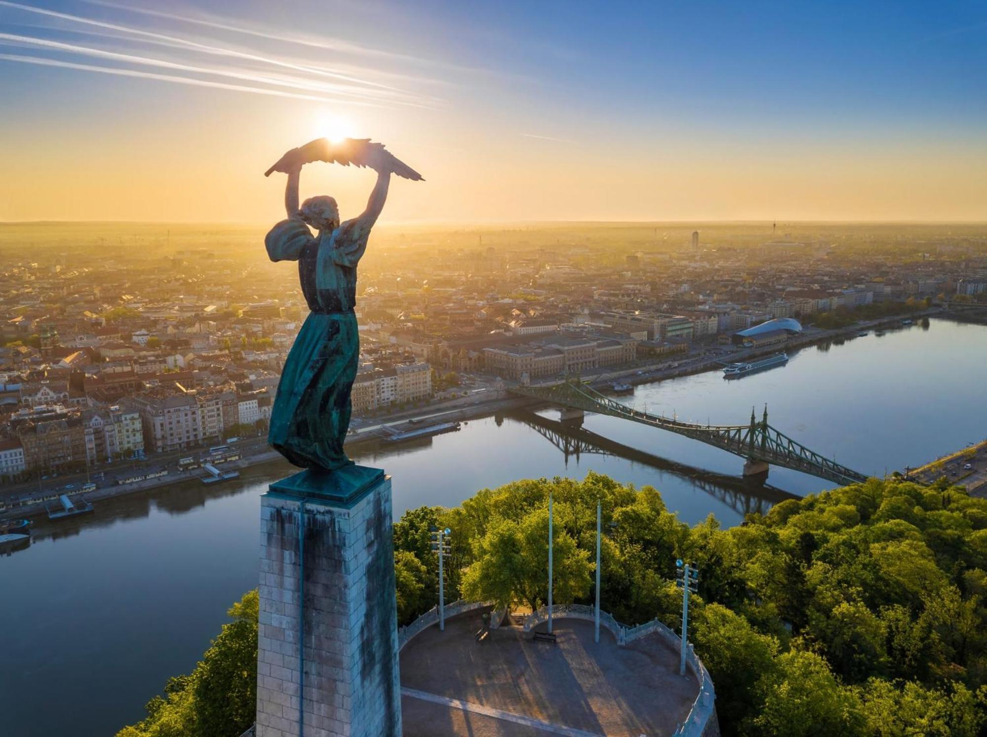 Hotel Kristal Gellert Hill Budapesta Exterior foto