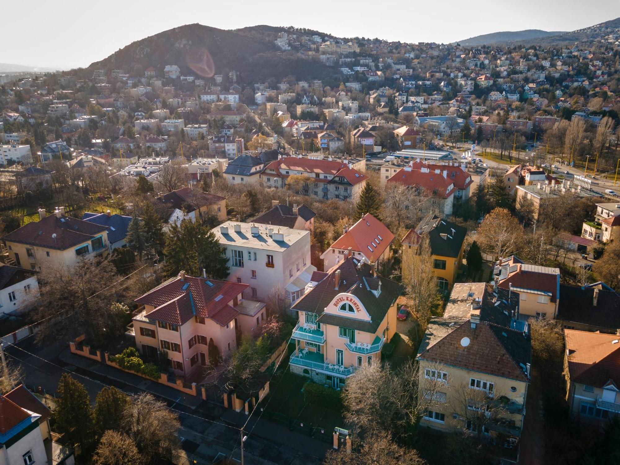 Hotel Kristal Gellert Hill Budapesta Exterior foto