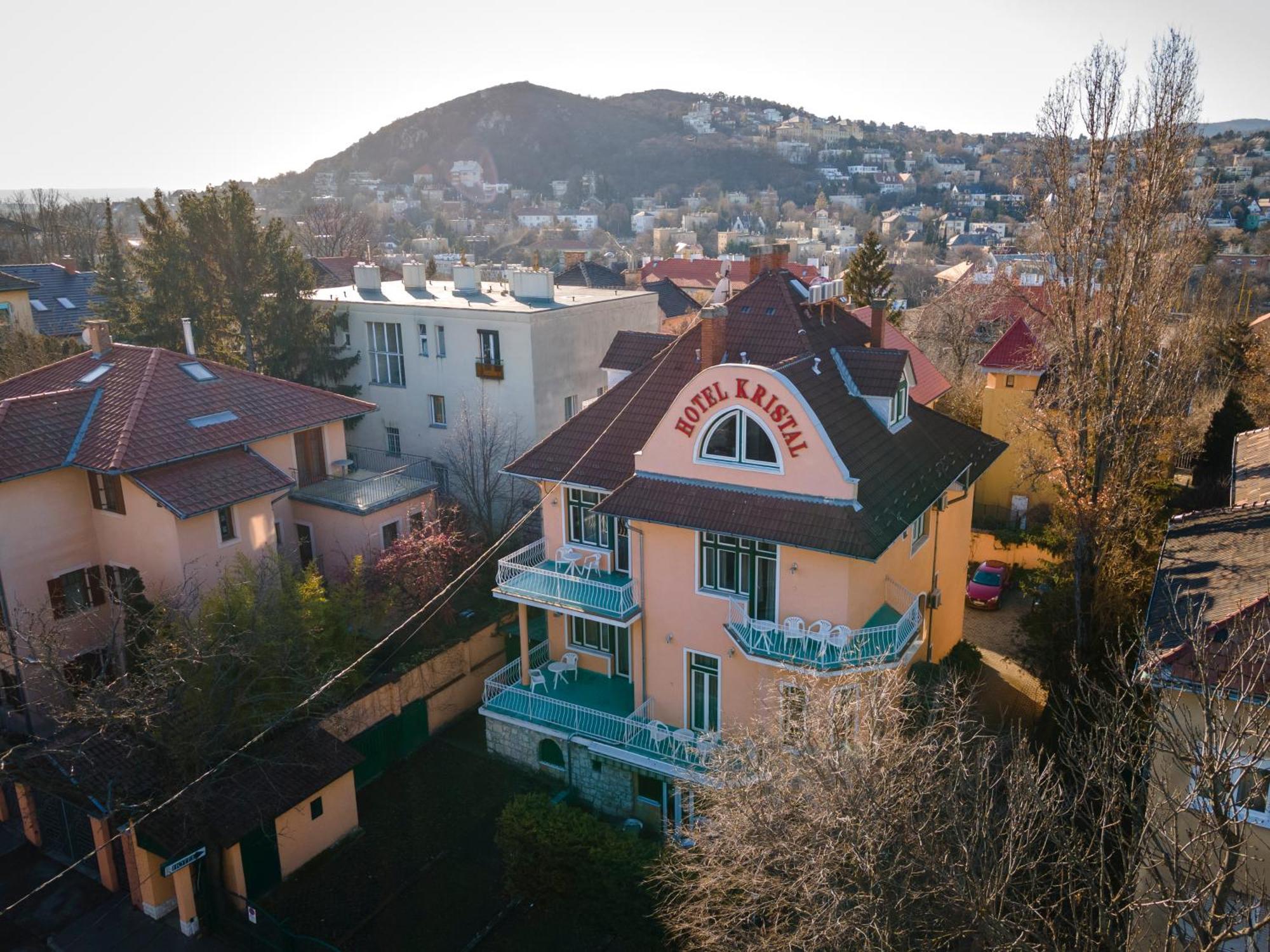 Hotel Kristal Gellert Hill Budapesta Exterior foto