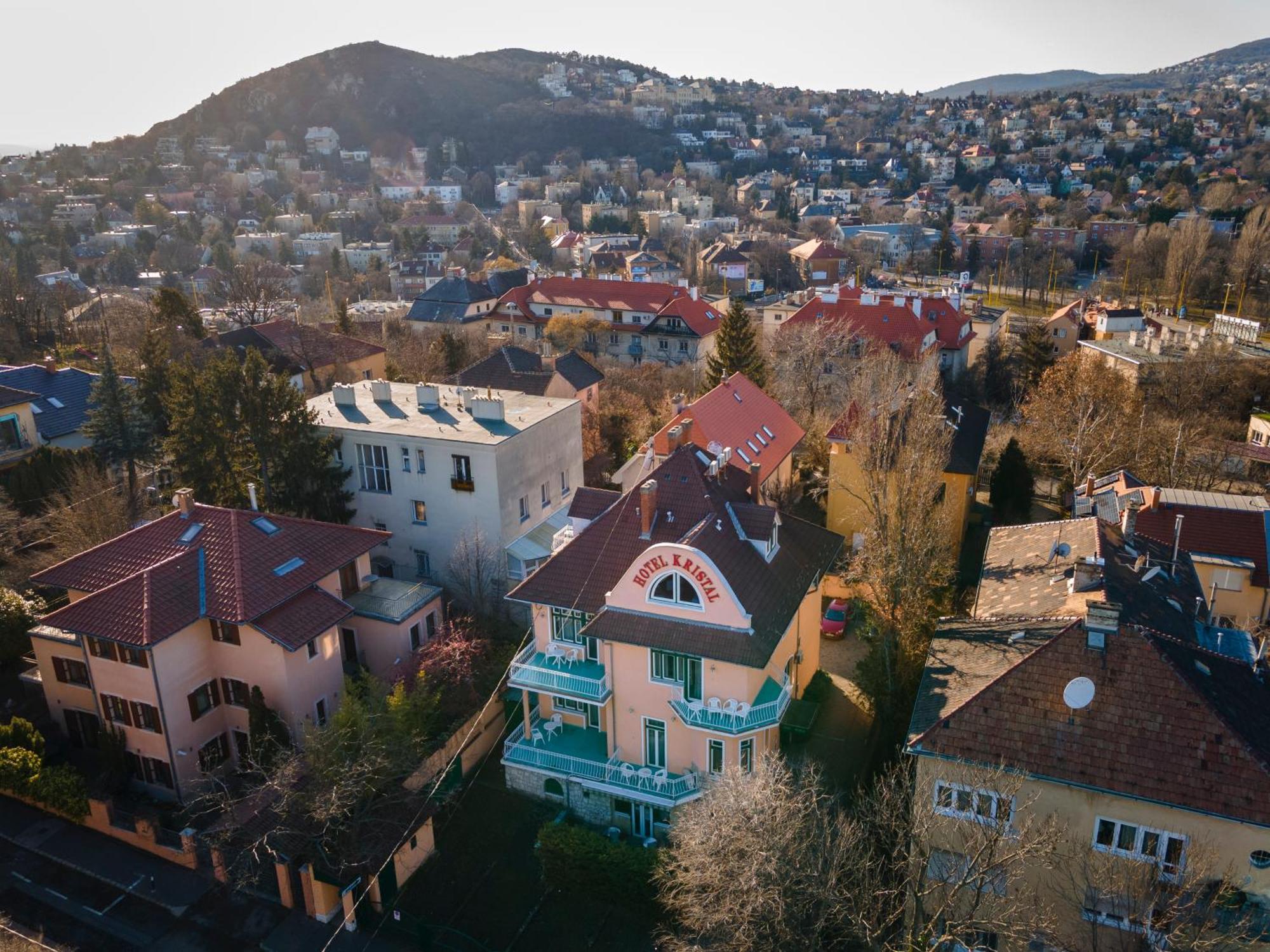 Hotel Kristal Gellert Hill Budapesta Exterior foto