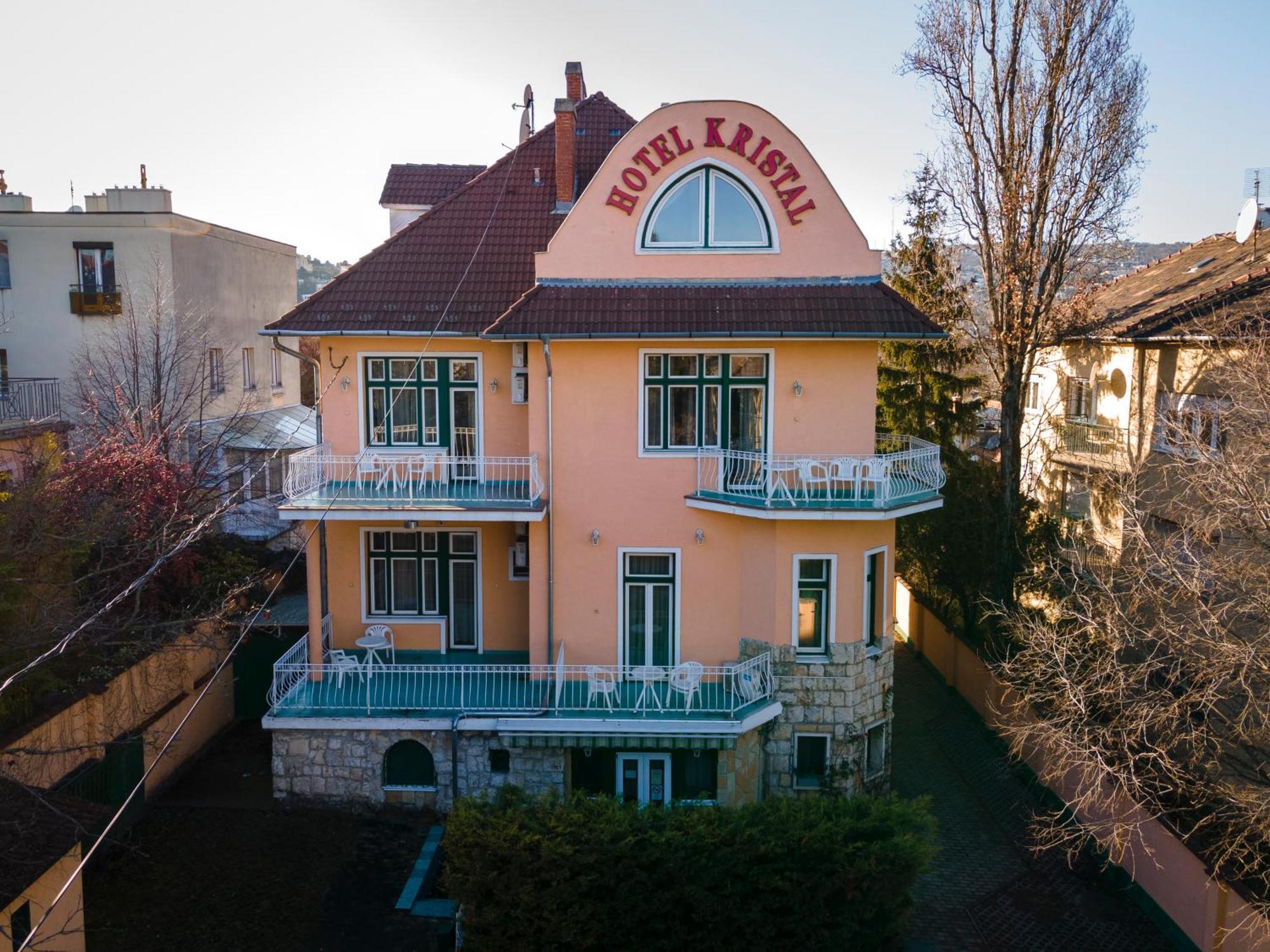 Hotel Kristal Gellert Hill Budapesta Exterior foto